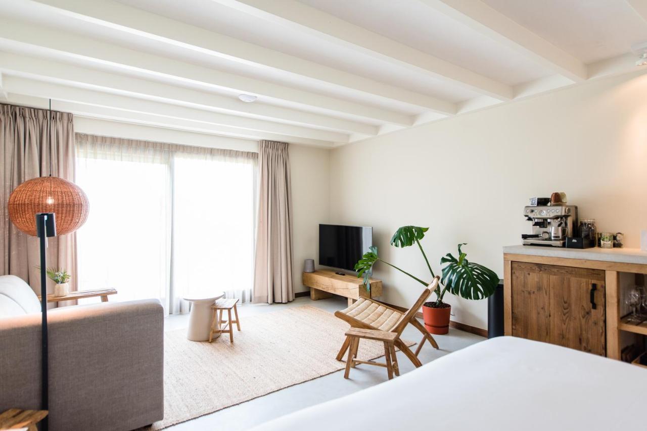 Van Heeckeren Apartments & Suites Nes Nes  Εξωτερικό φωτογραφία