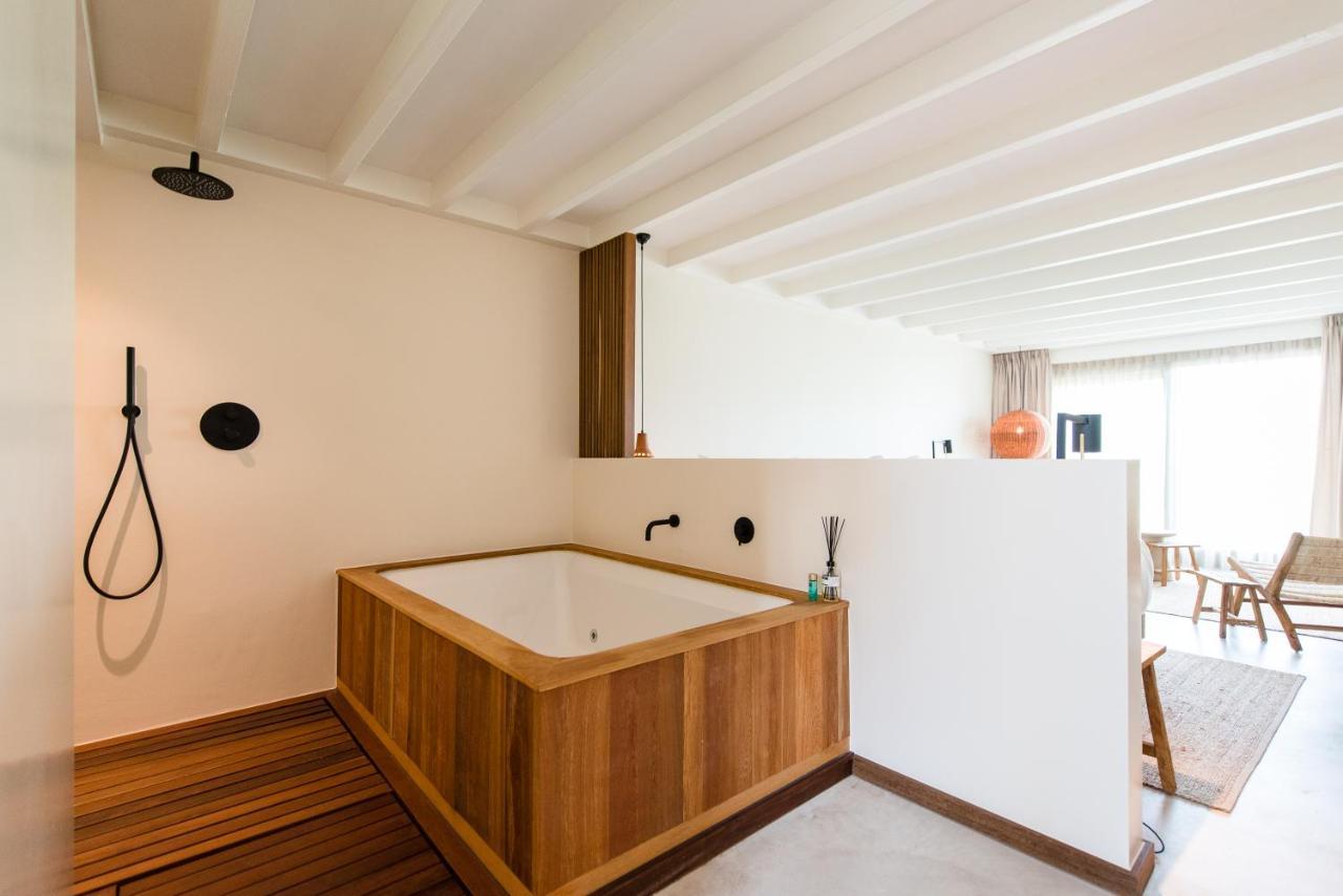 Van Heeckeren Apartments & Suites Nes Nes  Εξωτερικό φωτογραφία