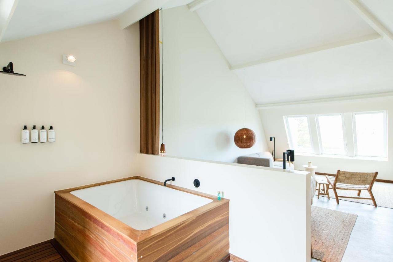Van Heeckeren Apartments & Suites Nes Nes  Εξωτερικό φωτογραφία