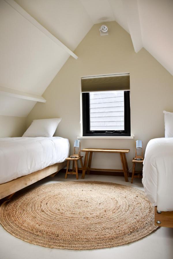 Van Heeckeren Apartments & Suites Nes Nes  Εξωτερικό φωτογραφία