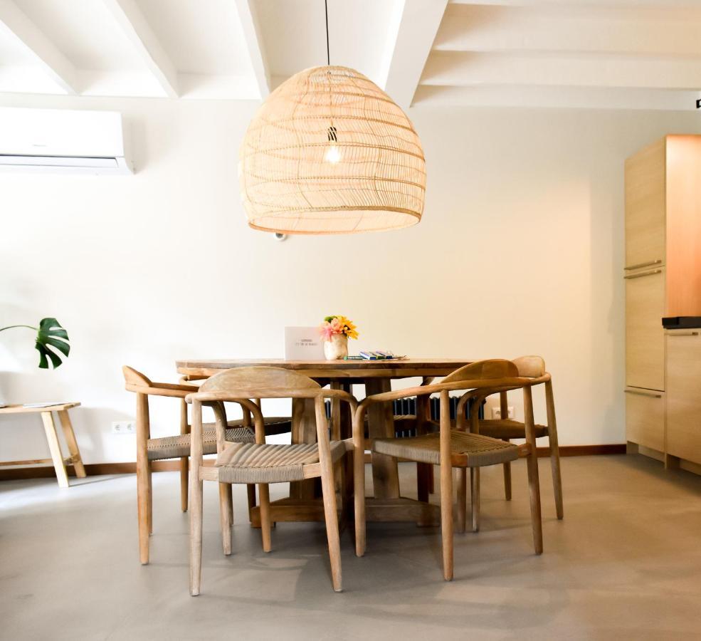 Van Heeckeren Apartments & Suites Nes Nes  Εξωτερικό φωτογραφία