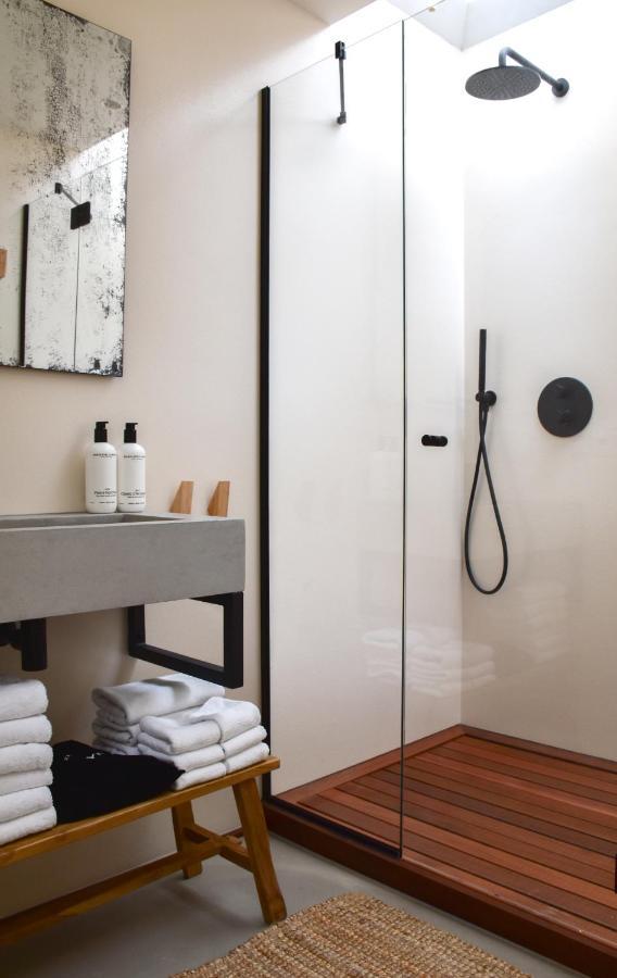 Van Heeckeren Apartments & Suites Nes Nes  Εξωτερικό φωτογραφία